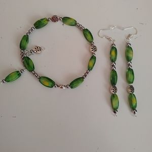 Handcrafted green and yellow glass beaded bracelet